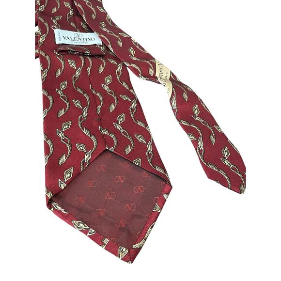 Valentino Cravatte Men's Neck Tie Classic 100% Silk Luxury Designer Maroon Italy - Picture 4 of 5